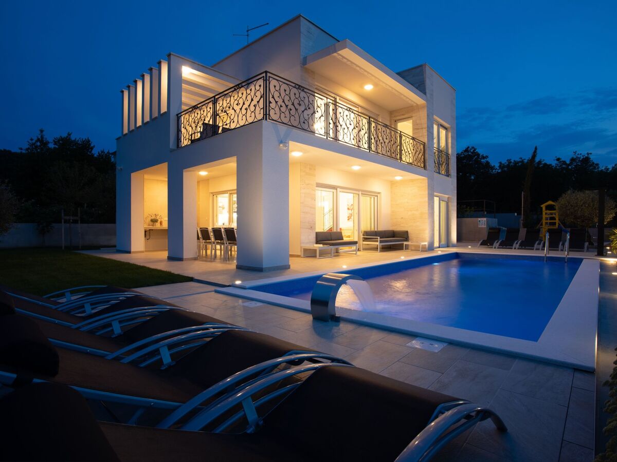 Villa Zara : maison 8 pers., piscine chauffée et sauna - Photo 16