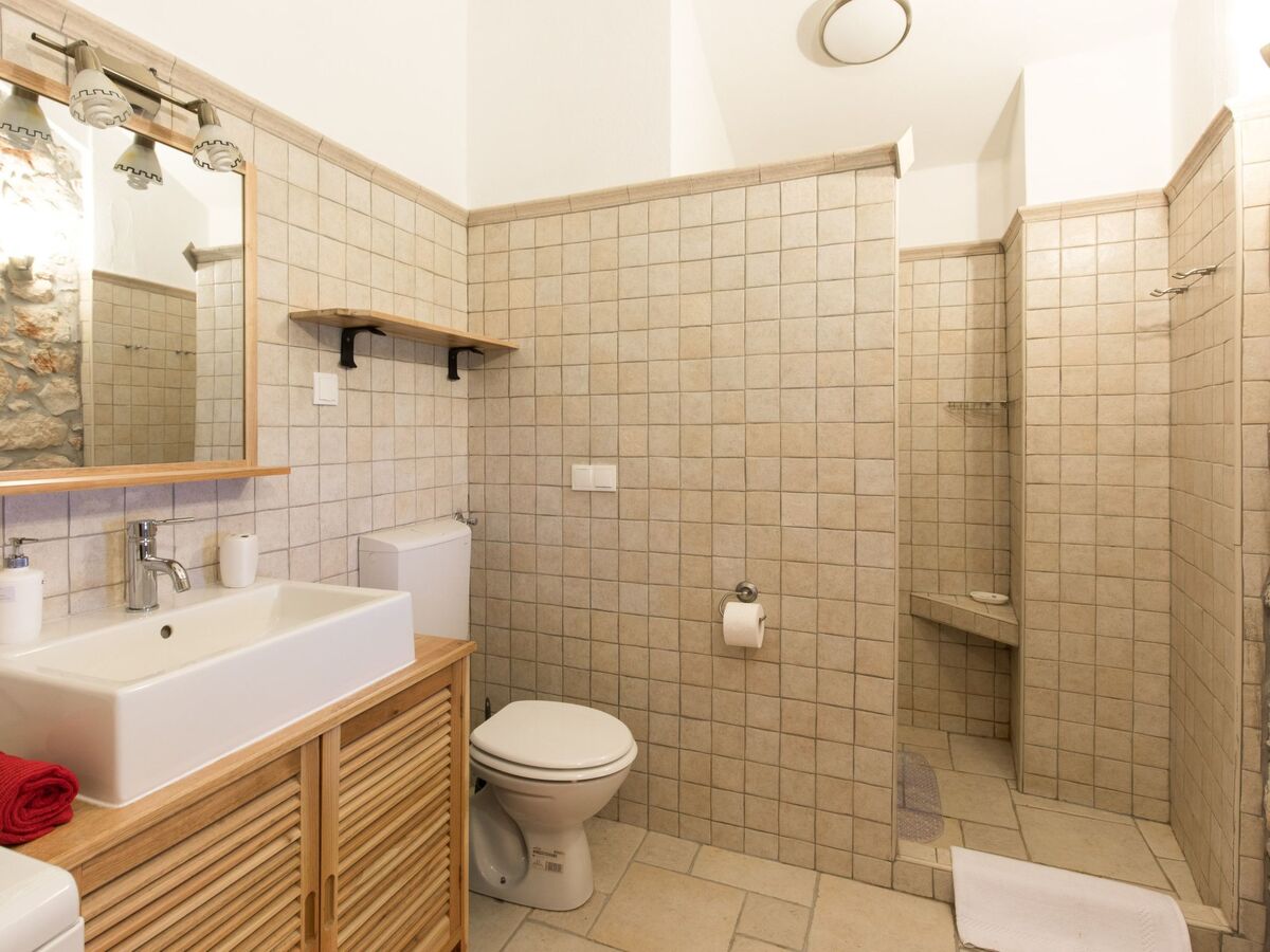 Villa Nadia – 5 chambres avec piscine privée à Krk - Photo 14