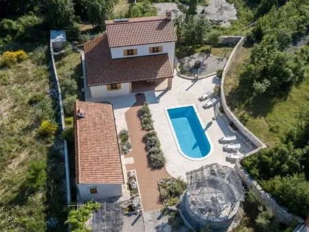 Villa Justina à Krk : 3 chambres, piscine et parking privé : photo 4