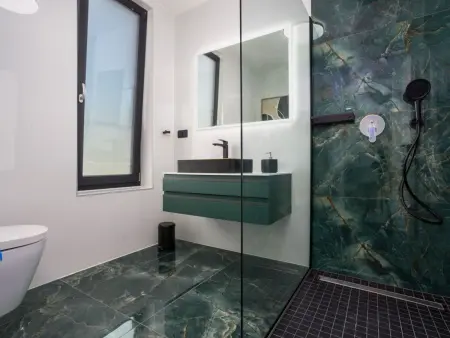 Villa neuve avec piscine chauffée à Krk : photo 26