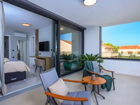 Villa neuve avec piscine chauffée à Krk : photo 28