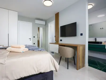 Villa neuve avec piscine chauffée à Krk : photo 32