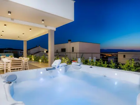 Villa Lea Magdalena I, 10 pers., piscine & spa à Krk : photo 5