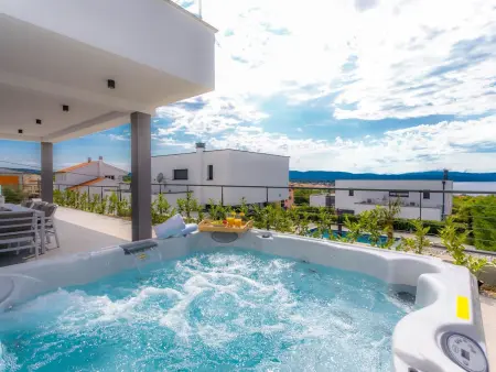 Villa Lea Magdalena I, 10 pers., piscine & spa à Krk : photo 9