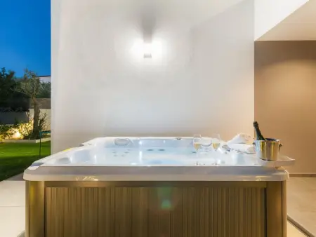Villa Lea Magdalena I, 10 pers., piscine & spa à Krk : photo 46