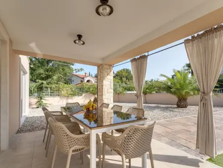 Villa Lukas und Ana avec piscine à Krk : photo 16