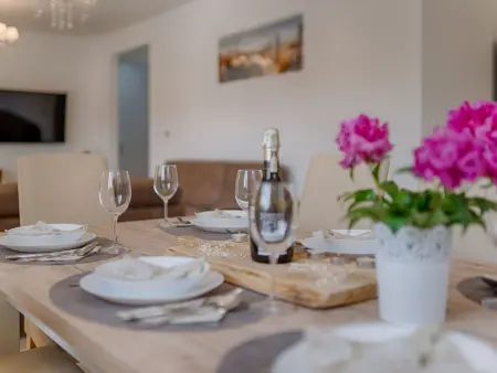 Villa avec piscine privée 40 m² à Pinezići : photo 18