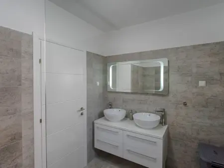 Villa avec piscine privée 40 m² à Pinezići : photo 32