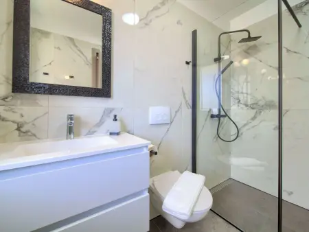 Maison Lana avec piscine privée à Krk : photo 30