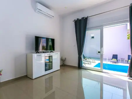 Maison Green sur l'île de Krk avec piscine privée : photo 5