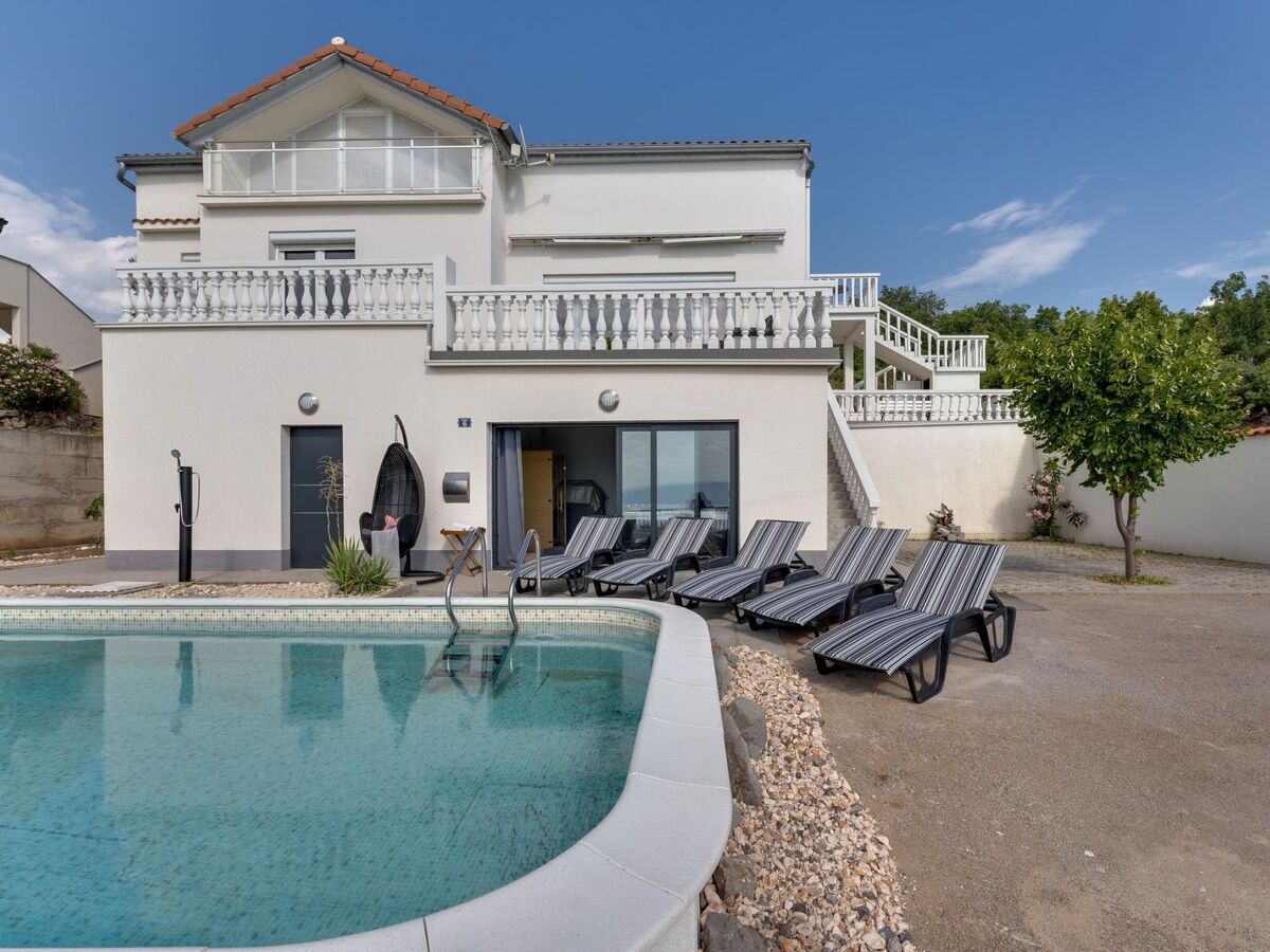 Villa Lea à Senj : 10 pers, piscine & vue Adriatique - Photo 2