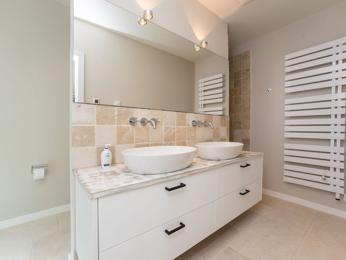 Four Seasons Ljubac – Maison de luxe pieds dans l'eau - Photo 21