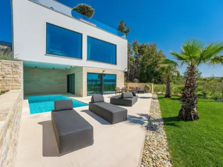 Four Seasons Ljubac – Maison de luxe pieds dans l'eau