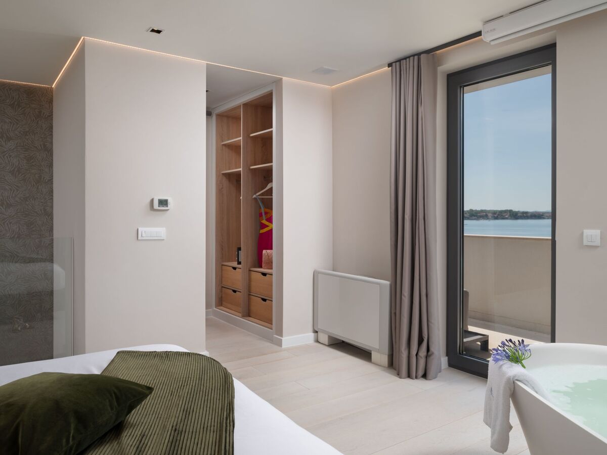 Four Seasons Vrsi - Maison 5 chambres face mer - Photo 19