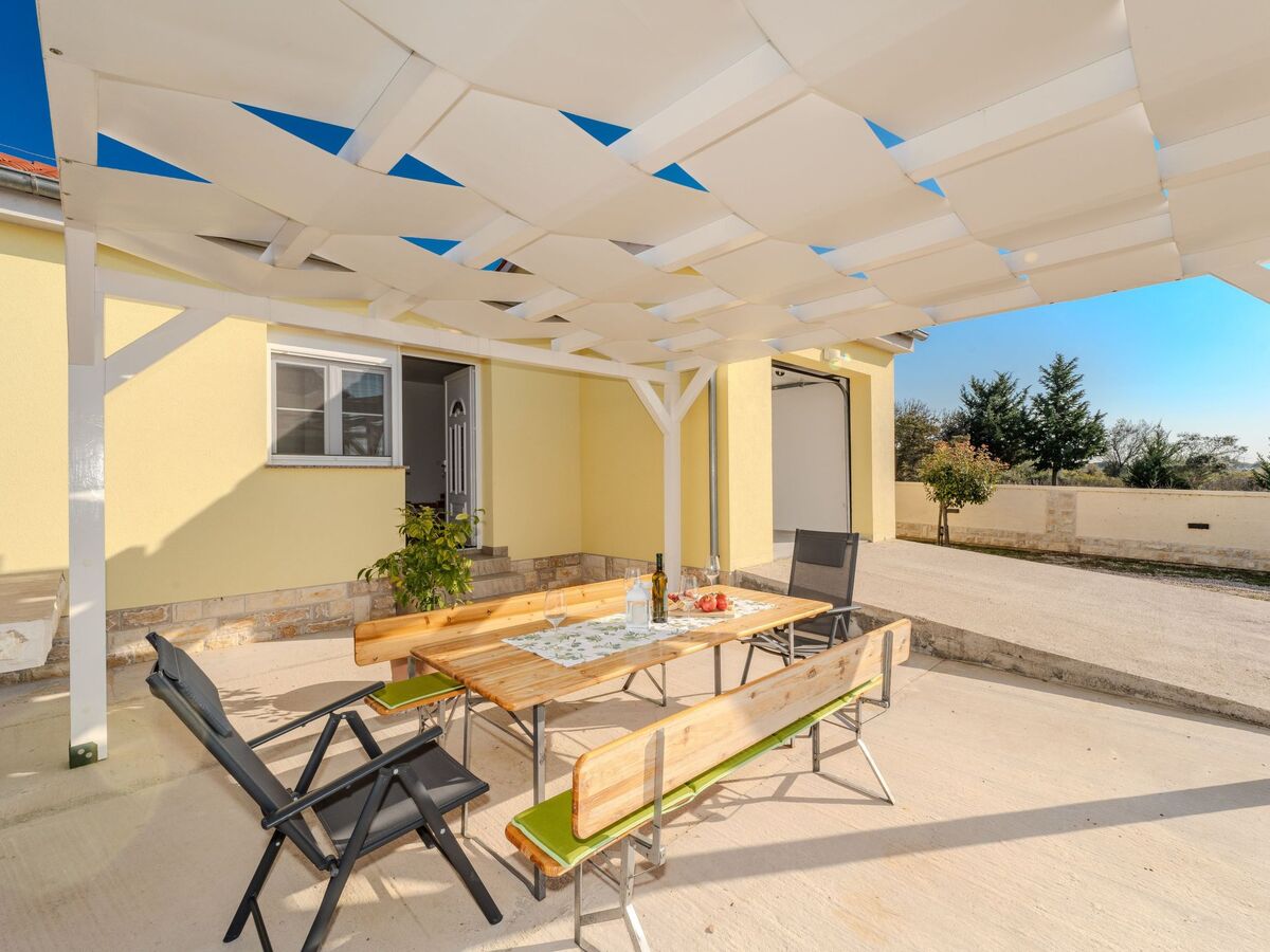 Maison Holida Jurkin, 9 personnes, 2 appartements à Nin - Photo 8