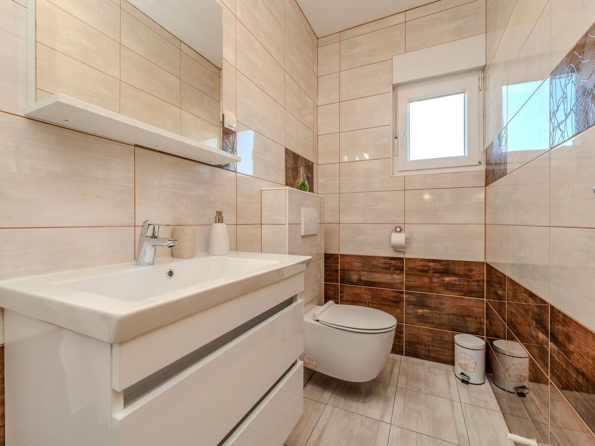 Maison Holida Jurkin, 9 personnes, 2 appartements à Nin - Photo 23