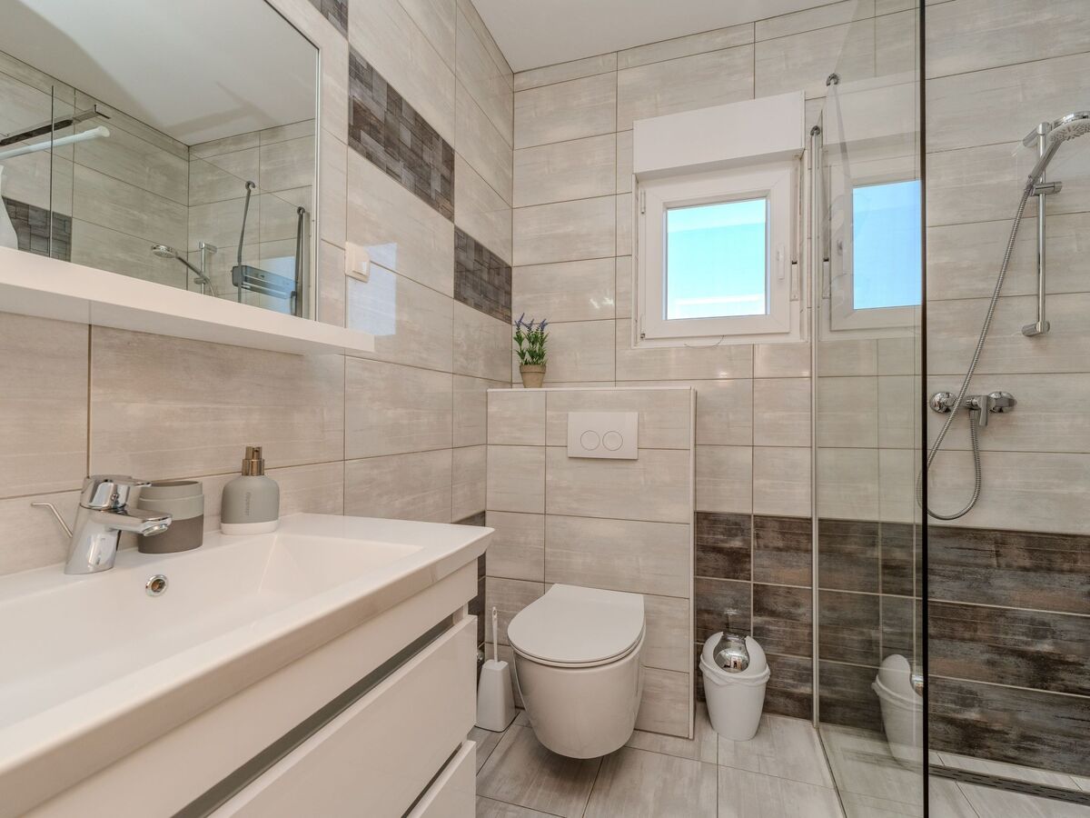 Maison Holida Jurkin, 9 personnes, 2 appartements à Nin - Photo 26