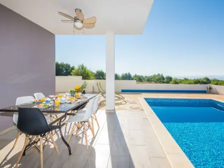 Villa Eva à Vir : maison 8 pers. piscine vue mer : photo 25
