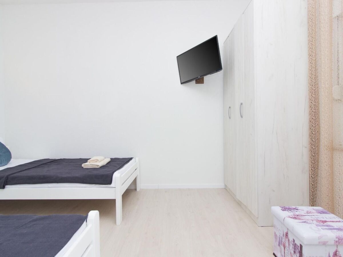 Maison Sandra avec piscine chauffée privée à Privlaka - Photo 17