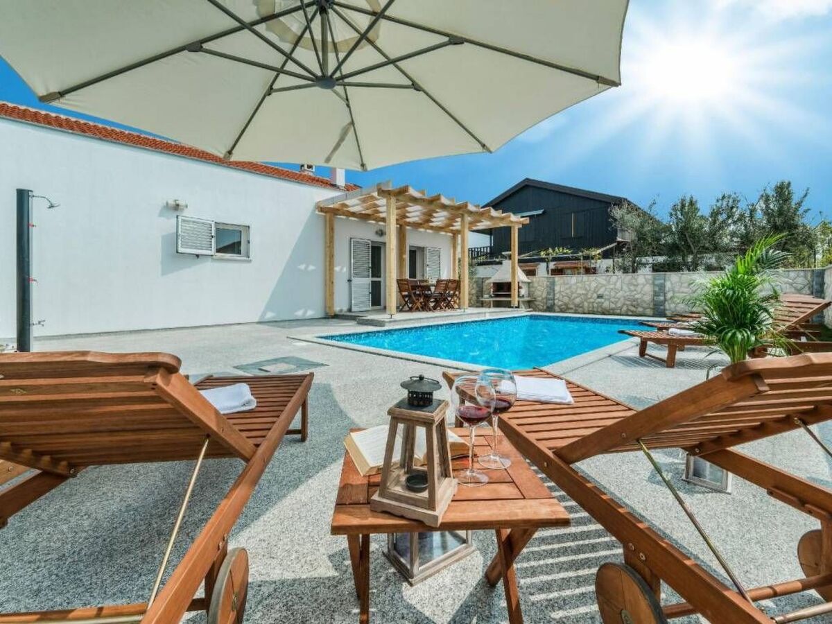 Maison 4 chambres avec piscine à 150 m de la plage - Photo 1
