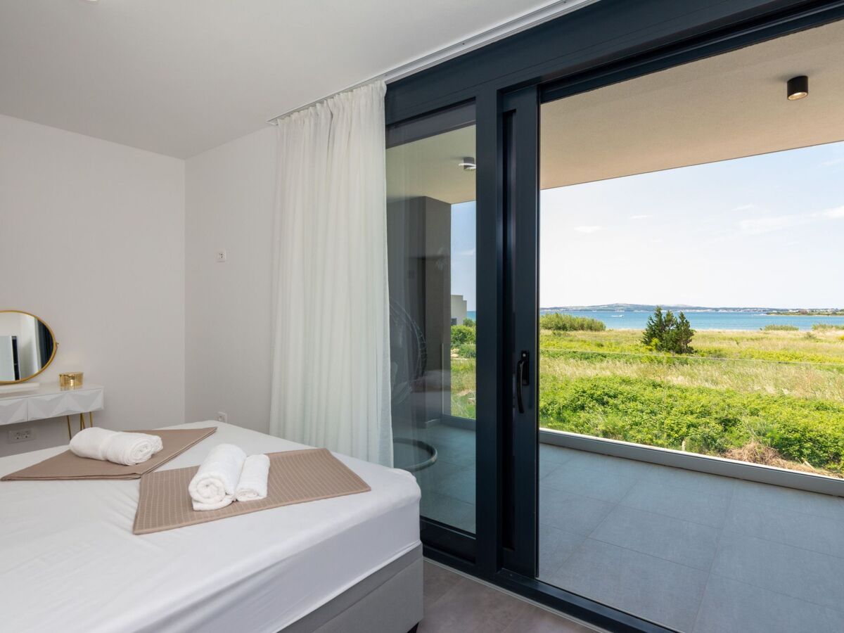 Villa Nika – Maison 4 chambres vue mer à Privlaka - Photo 2