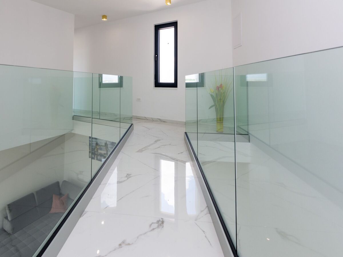 Villa Nika – Maison 4 chambres vue mer à Privlaka - Photo 15