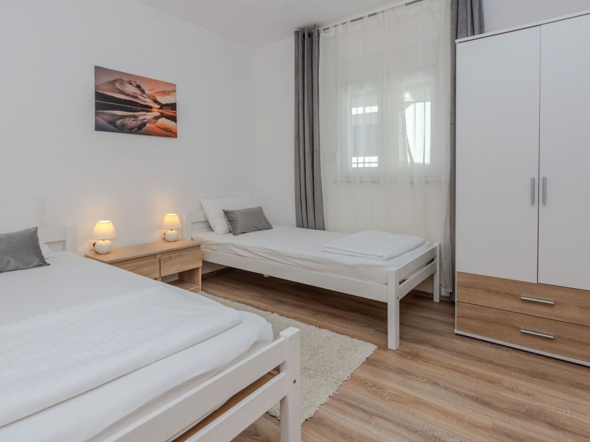 Maison Ella à Privlaka - Piscine chauffée et plage à 260 m - Photo 13