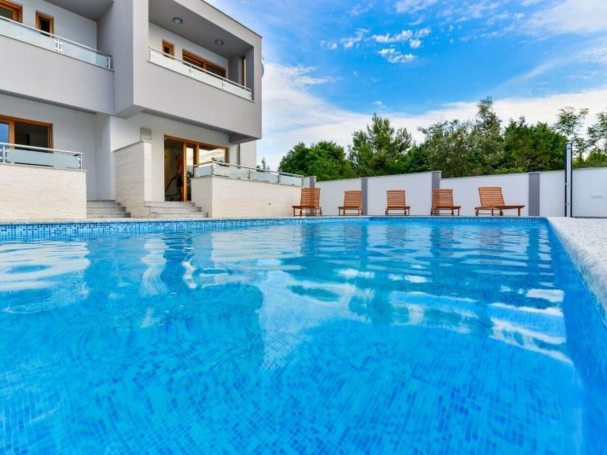 Vila Megy – Maison 10 pers, piscine privée à 50 m de la mer - Photo 3