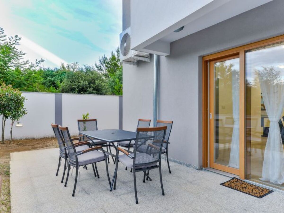 Vila Megy – Maison 10 pers, piscine privée à 50 m de la mer - Photo 10