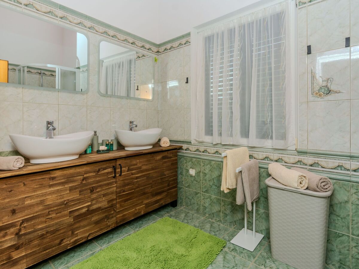 Maison Lucic : 2 appartements, 3 chambres à Zaton - Photo 16