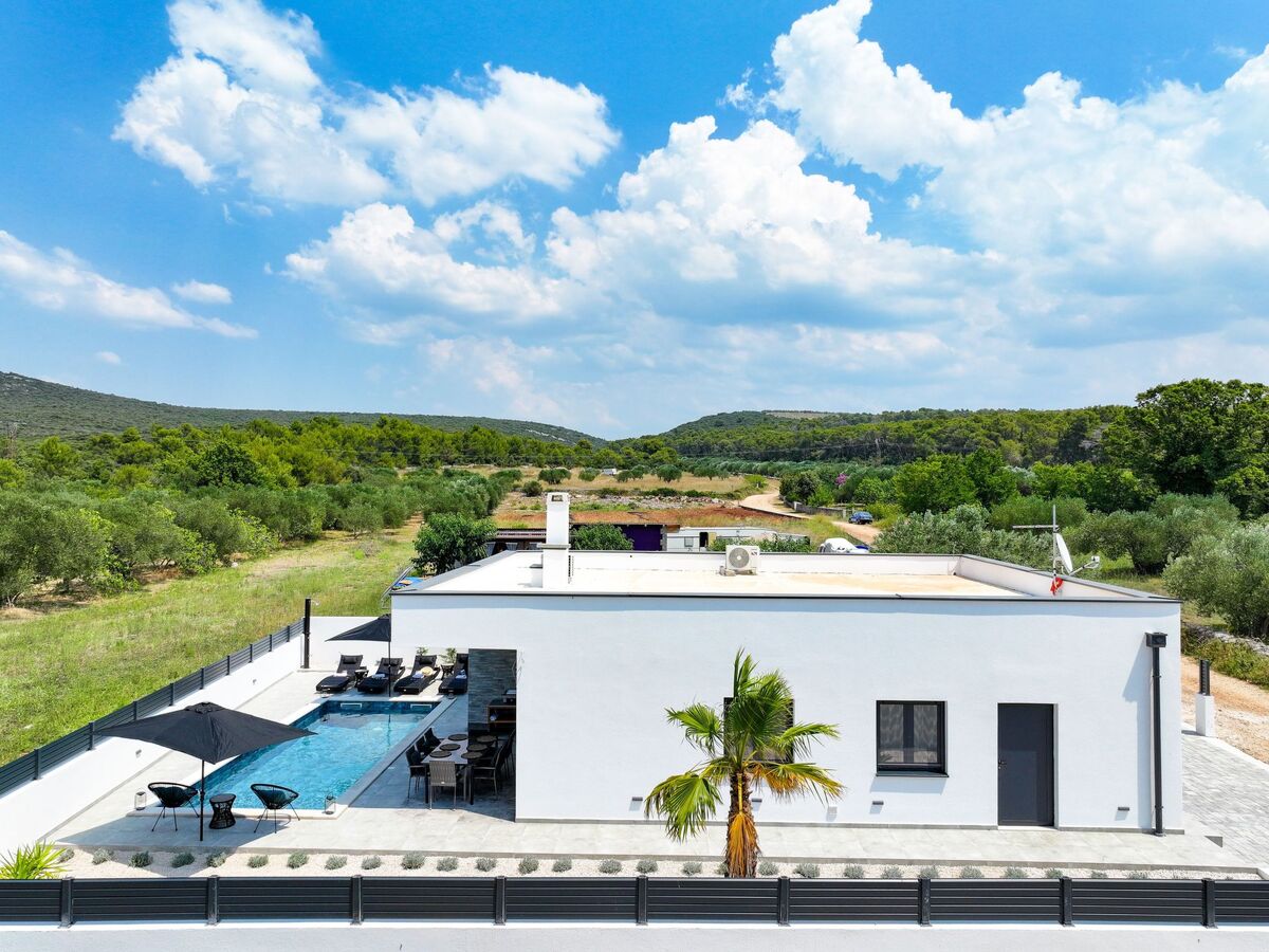 Villain Turanj – Maison 8 pers. avec piscine chauffée - Photo 4