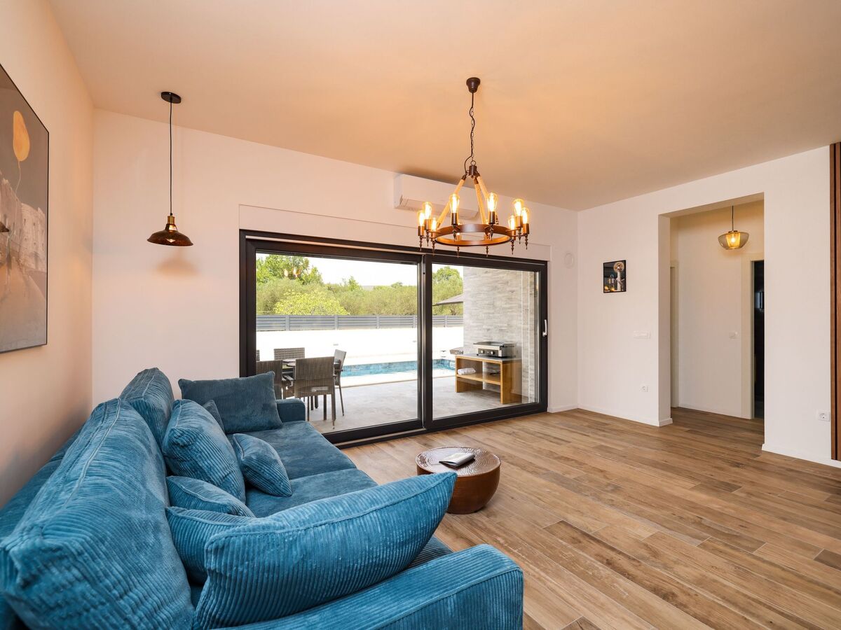 Villain Turanj – Maison 8 pers. avec piscine chauffée - Photo 11