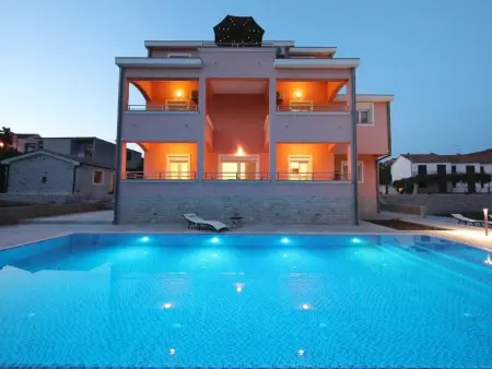 Location appartement à Sv. Filip i Jakov, Appartement Marko 4 mit schöner Aussicht