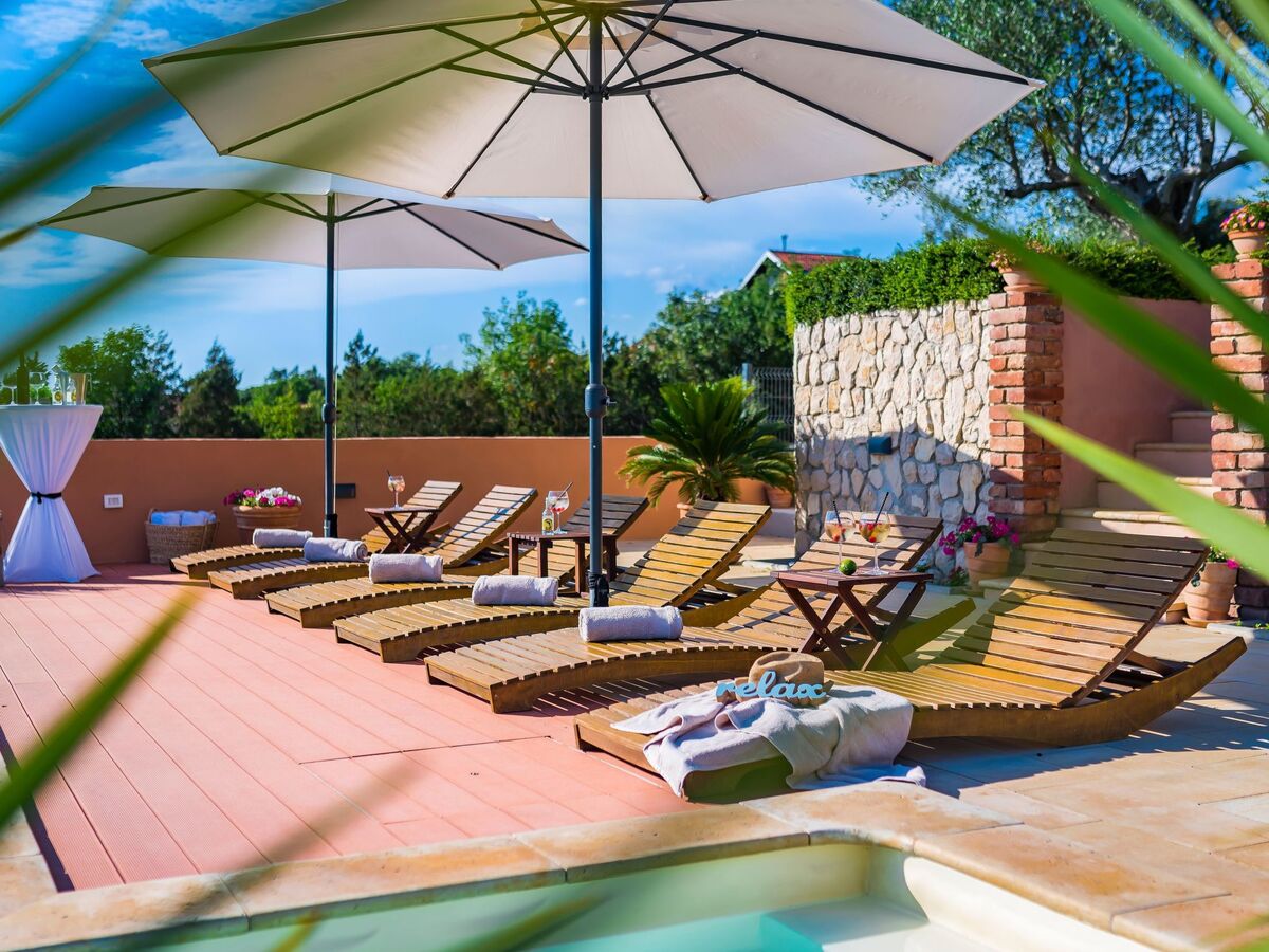 Maison 4 chambres avec piscine privée chauffée à Bilice - Photo 2