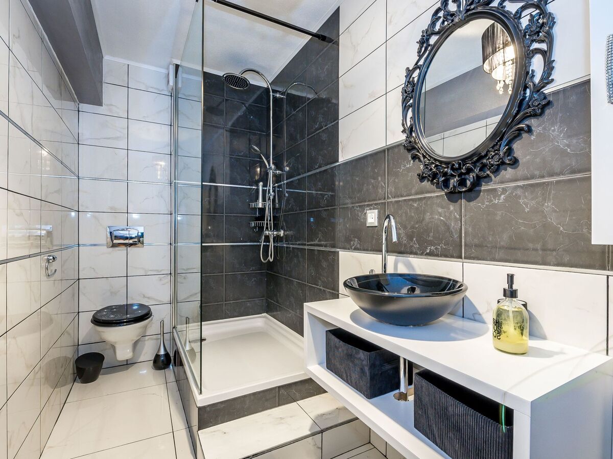 Maison 4 chambres avec piscine privée chauffée à Bilice - Photo 37