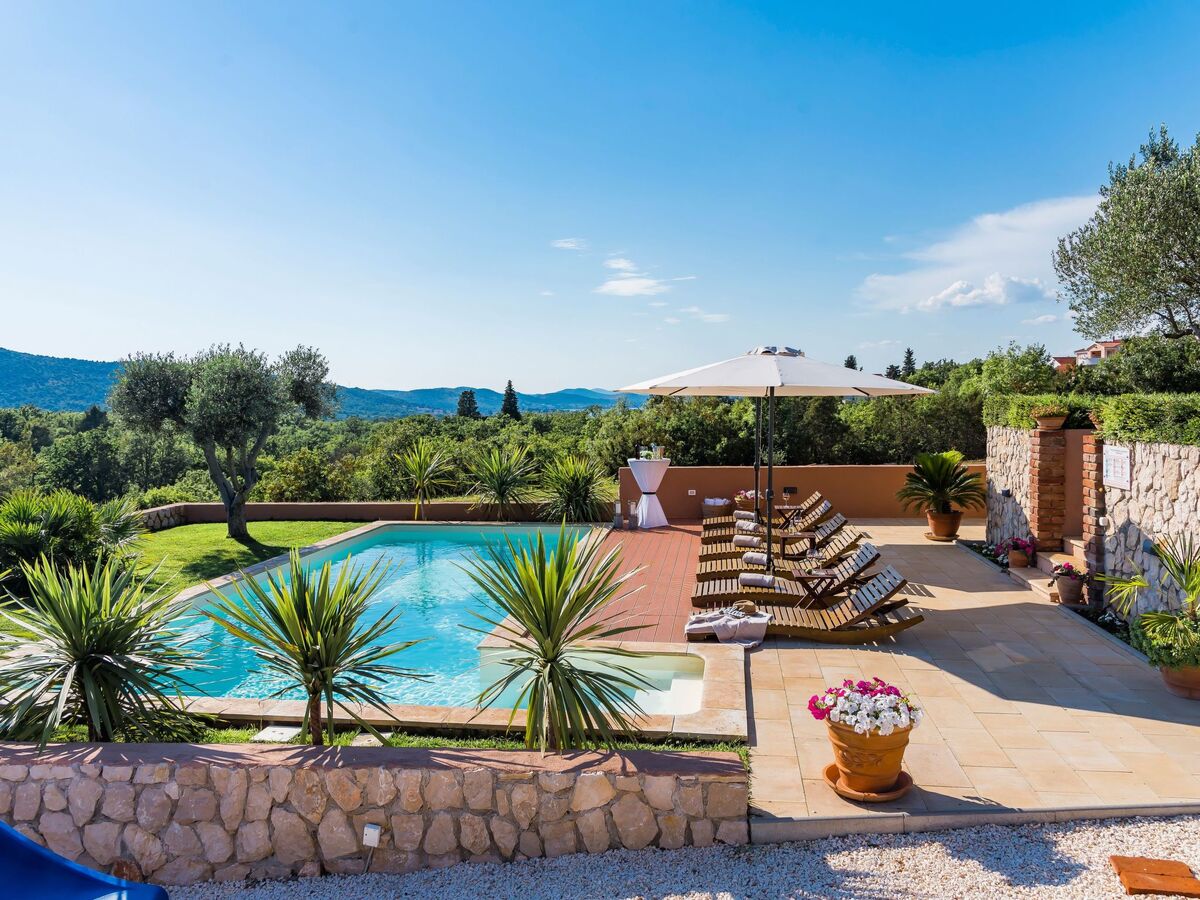 Maison 4 chambres avec piscine privée chauffée à Bilice - Photo 46