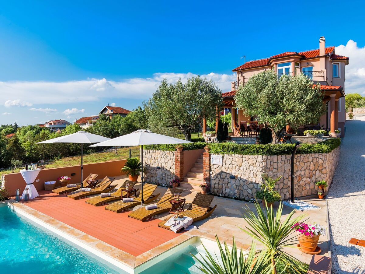 Maison 4 chambres avec piscine privée chauffée à Bilice - Photo 52
