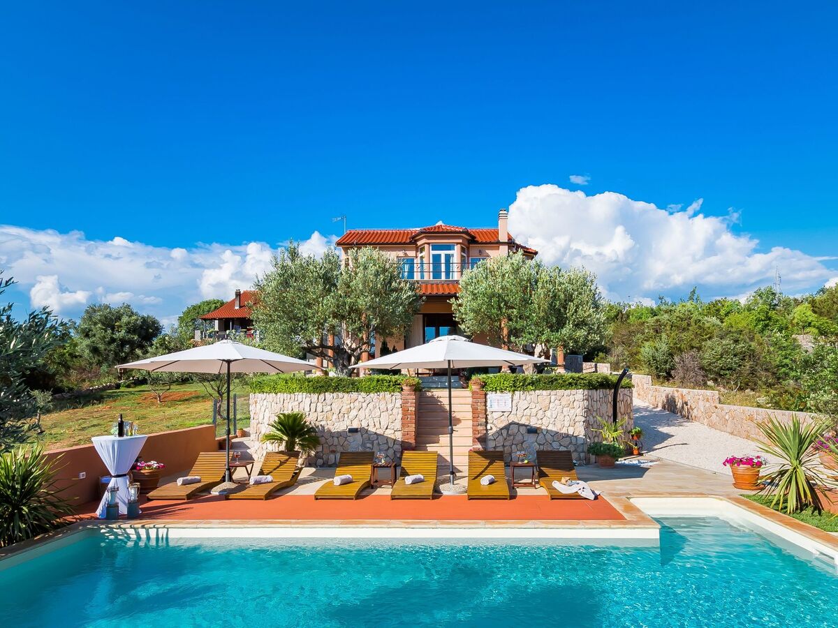 Maison 4 chambres avec piscine privée chauffée à Bilice - Photo 54