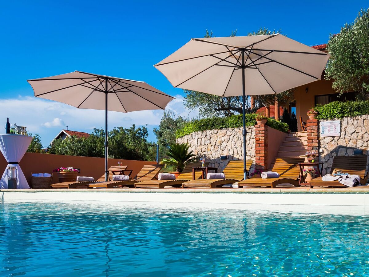 Maison 4 chambres avec piscine privée chauffée à Bilice - Photo 56