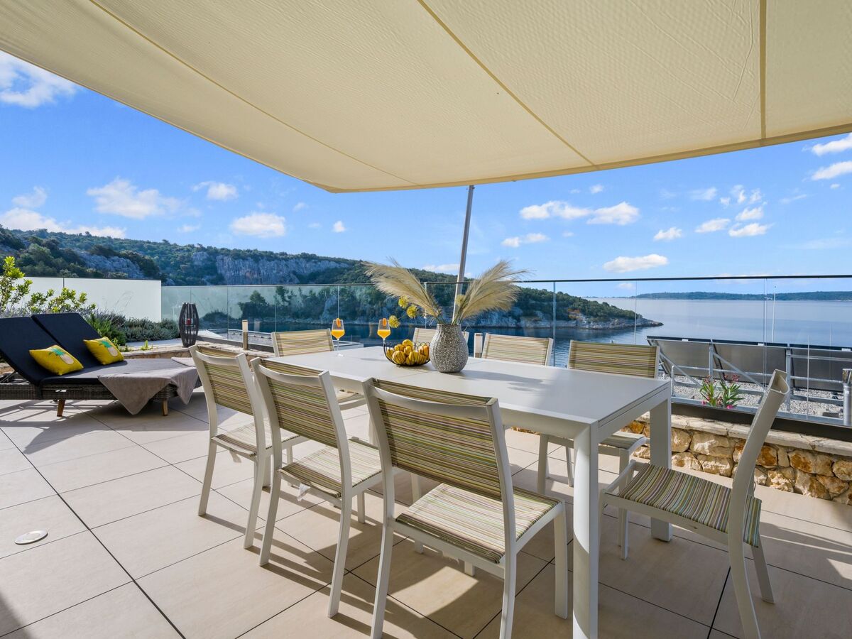 Maison Plava Voda – 4 chambres, piscine chauffée et plage privée - Photo 2