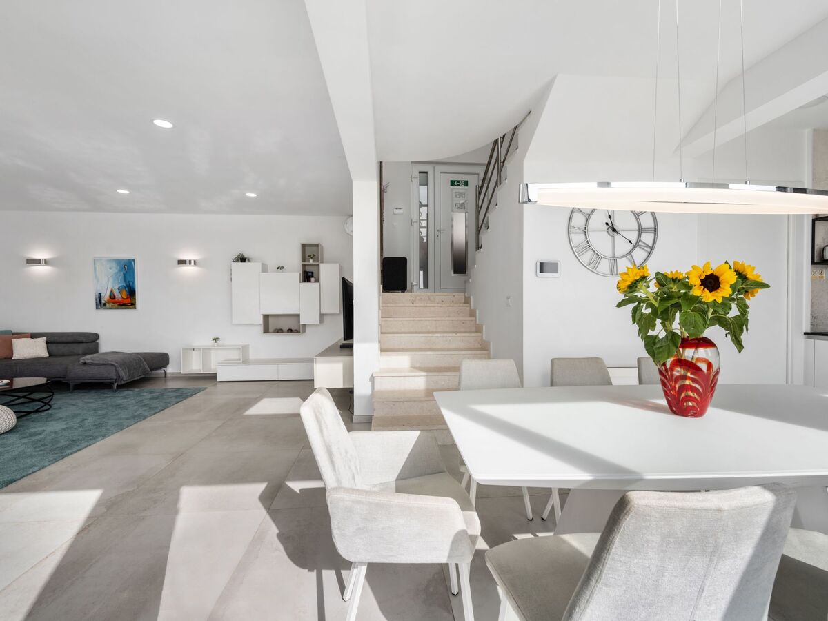 Maison Plava Voda – 4 chambres, piscine chauffée et plage privée - Photo 11