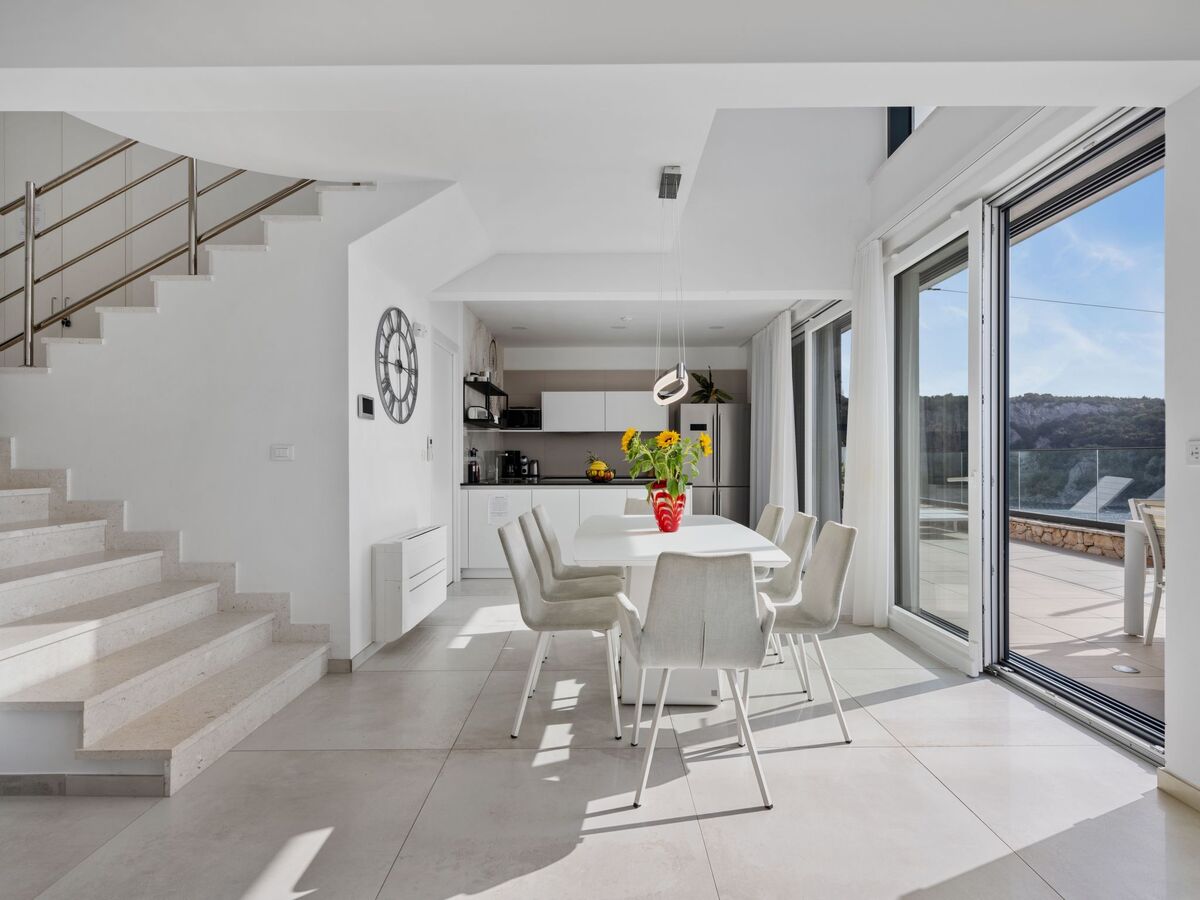 Maison Plava Voda – 4 chambres, piscine chauffée et plage privée - Photo 12
