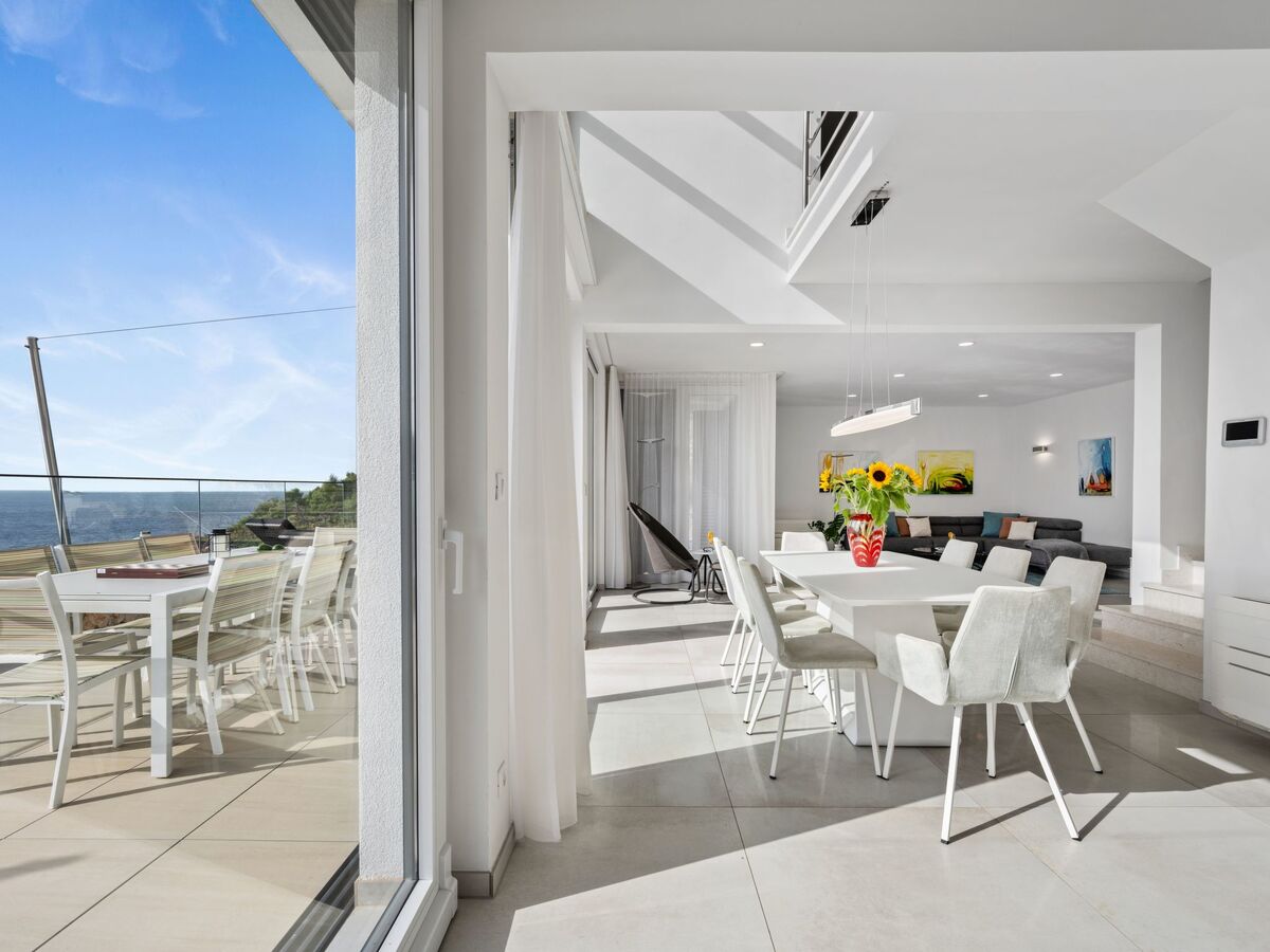Maison Plava Voda – 4 chambres, piscine chauffée et plage privée - Photo 13