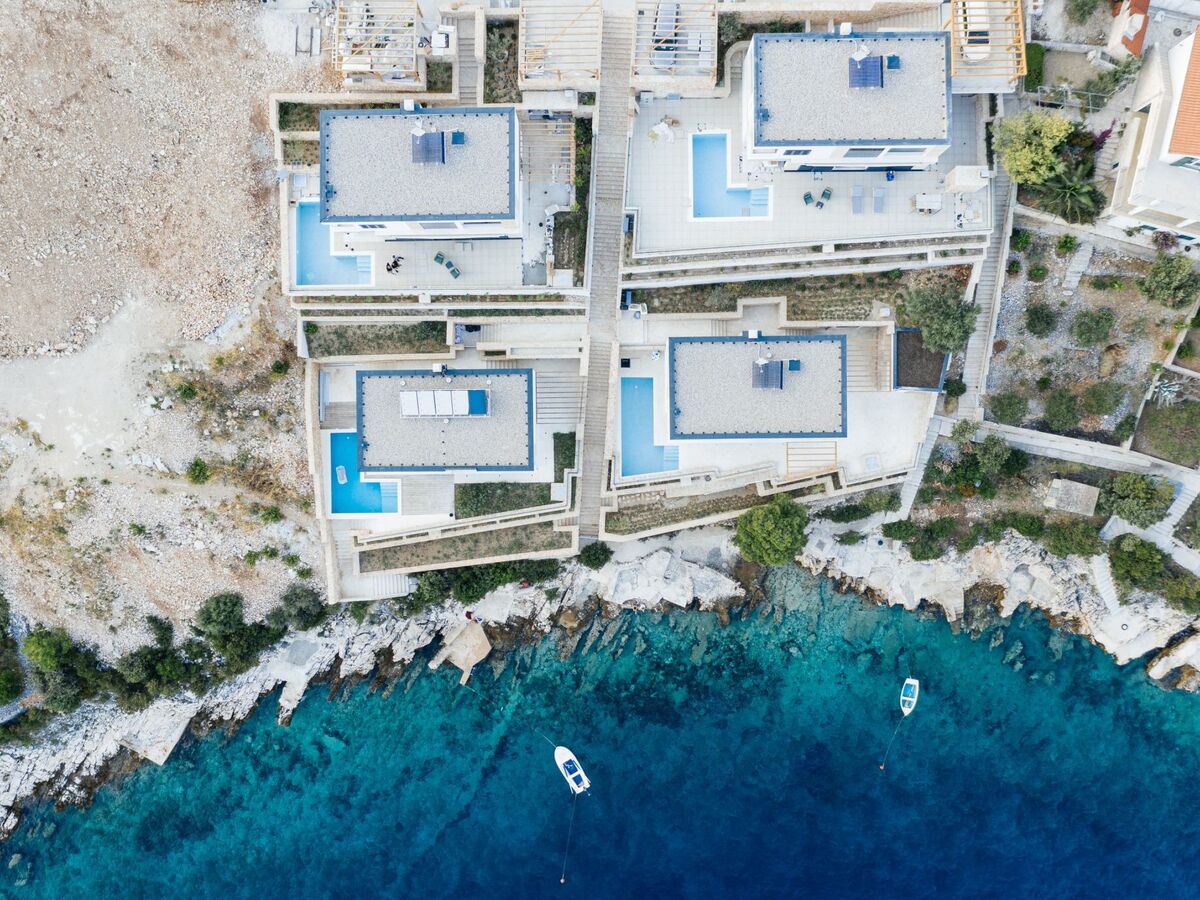 Maison Plava Voda – 4 chambres, piscine chauffée et plage privée - Photo 34