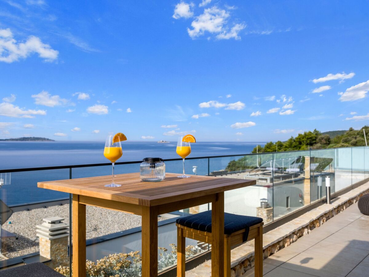 Maison Plava voda avec piscine chauffée et plage privée - Photo 3