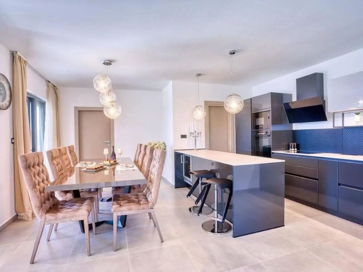 Villa 250m² avec piscine chauffée et sauna à Podstrana - Photo 13