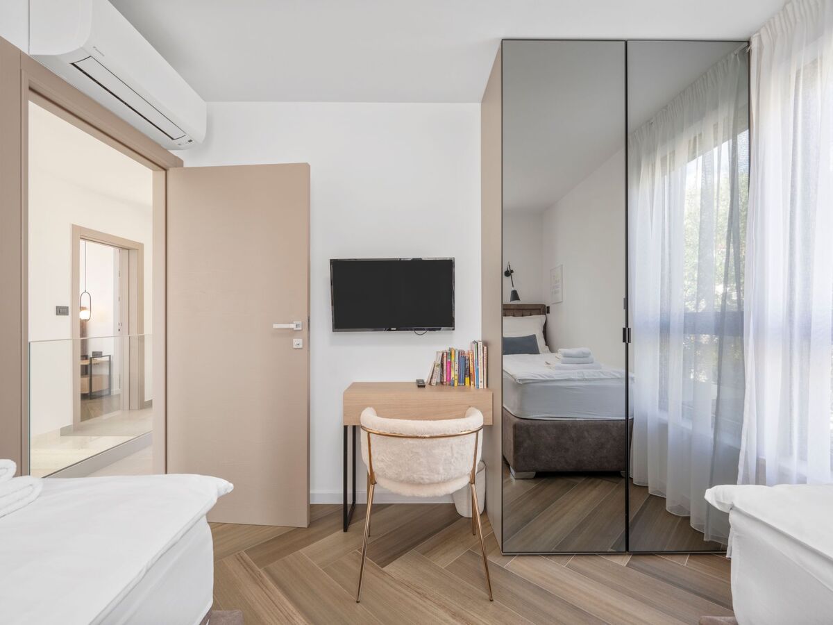 Villa 250m² avec piscine chauffée et sauna à Podstrana - Photo 26