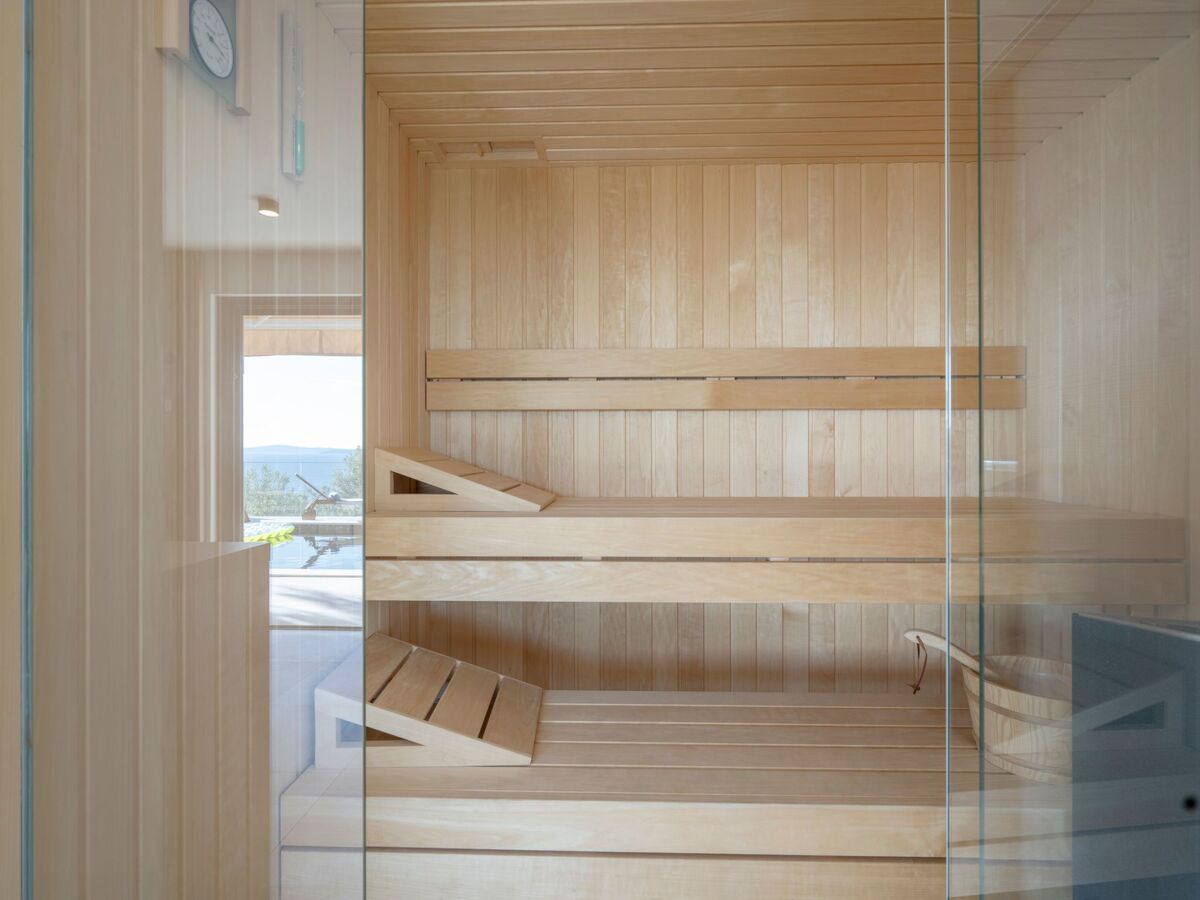 Villa 250m² avec piscine chauffée et sauna à Podstrana - Photo 30