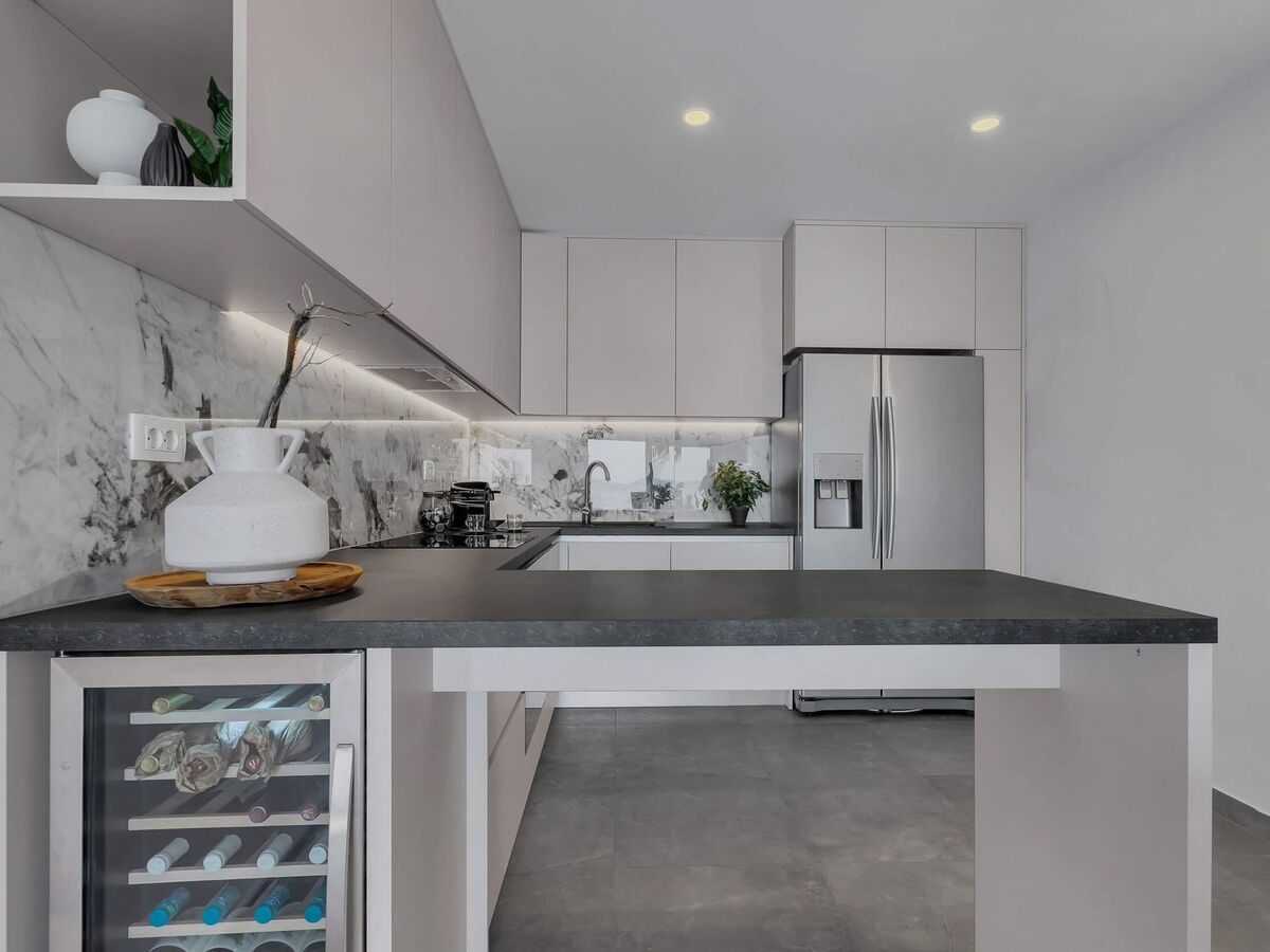 Villa Plenus - Maison neuve face à la plage à Omiš - Photo 16