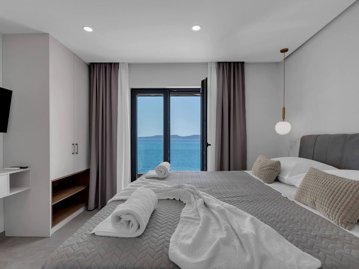 Villa Plenus - Maison neuve face à la plage à Omiš - Photo 32